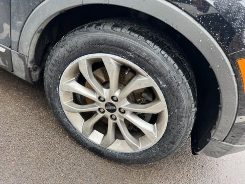 Used 2017 Lincoln MKC Select w/ Select Plus Package image 4