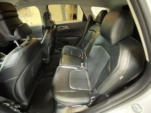 Used 2026 Kia Sportage EX FWD image 23