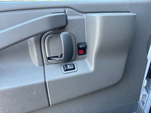 New 2024 Chevrolet Express 3500 w/ Power Convenience Package image 8