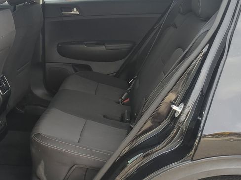 Used 2019 Kia Sportage LX image 20