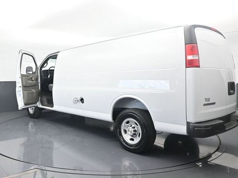 New 2025 Chevrolet Express 3500 Extended w/ Driver Convenience Package image 69