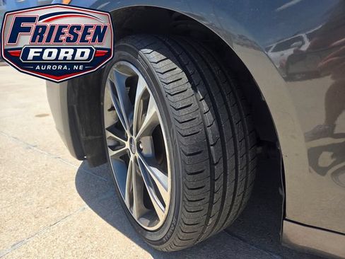 Used 2020 Ford Fusion SE AWD/4WD image 9