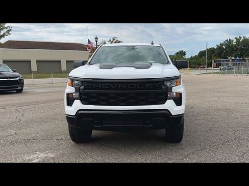Used 2025 Chevrolet Silverado 1500 Custom Trail Boss w/ Turbomax Blackout Package AWD/4WD image 24