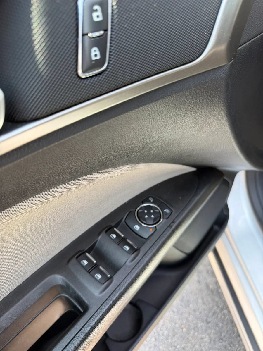Used 2018 Ford Fusion S FWD image 10