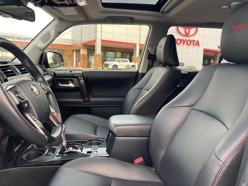 Used 2023 Toyota 4Runner TRD Off-Road Premium w/ Moonroof Package AWD/4WD image 9