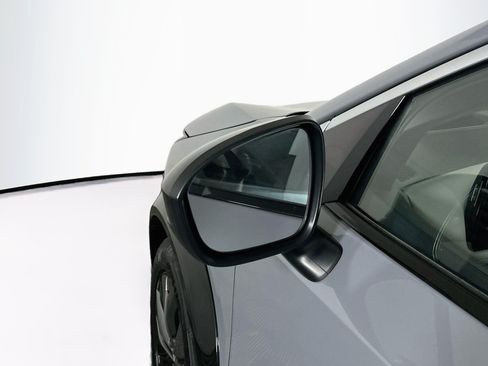 Used 2024 Nissan Ariya FWD image 16