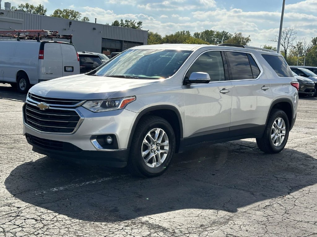 Used 2018 Chevrolet Traverse LT FWD image 7