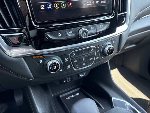 Used 2023 Chevrolet Traverse Premier w/ Redline Edition FWD image 26