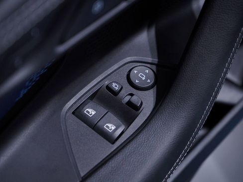 Used 2025 BMW M240i xDrive Coupe image 16