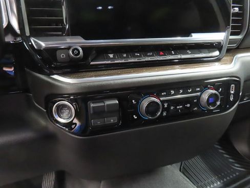 Used 2025 Chevrolet Silverado 2500 LT w/ Trail Boss Package AWD/4WD image 72