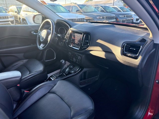 Used 2018 Jeep Compass Limited w/ Navigation Group AWD/4WD image 26