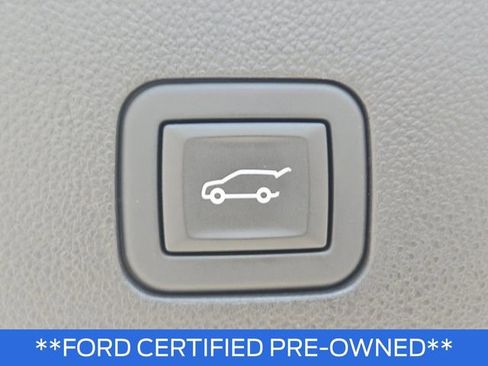Used 2024 Chevrolet Tahoe High Country w/ Advanced Technology Package AWD/4WD image 9