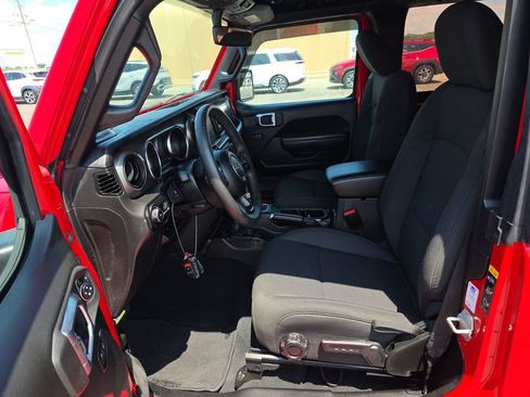 Used 2023 Jeep Wrangler Sport AWD/4WD image 5