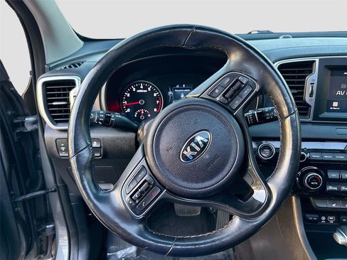 Used 2019 Kia Sportage EX w/ EX Premium Package image 11