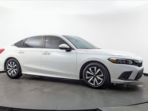 Used 2023 Honda Civic LX image 11