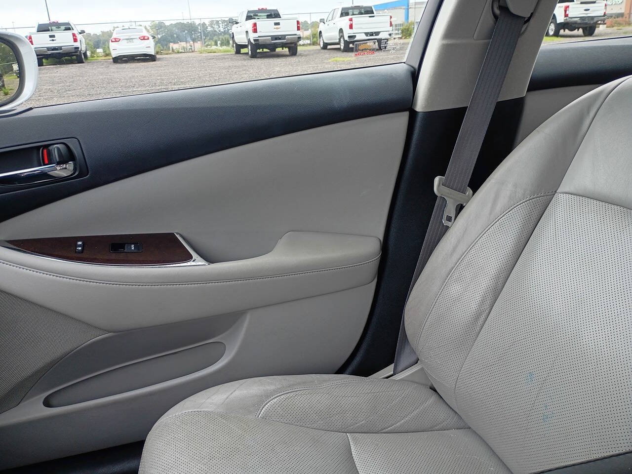 Used 2010 Lexus ES 350 w/ Preferred Accessory Package FWD image 24