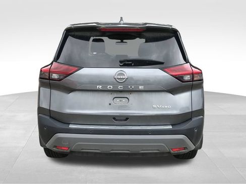 Used 2023 Nissan Rogue SV AWD/4WD image 13
