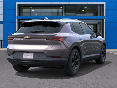 New 2026 Chevrolet Equinox EV LT image 4