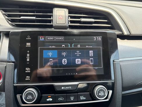 Used 2018 Honda Civic EX image 31