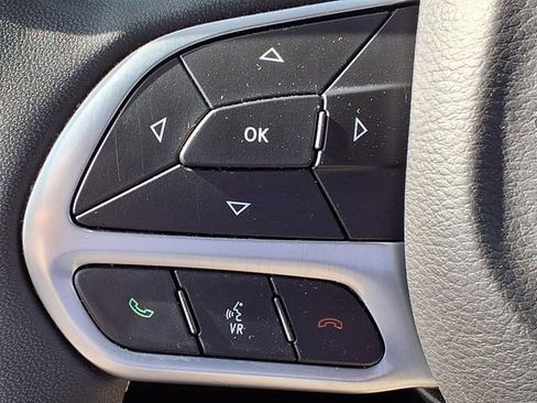 Used 2024 Chrysler Voyager LX FWD image 24