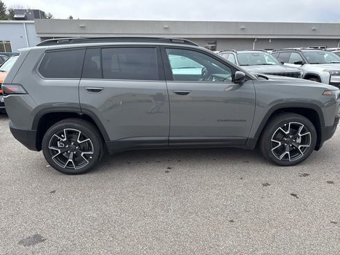 New 2026 Jeep Cherokee Overland image 6