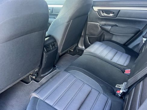 Used 2018 Honda CR-V LX image 4