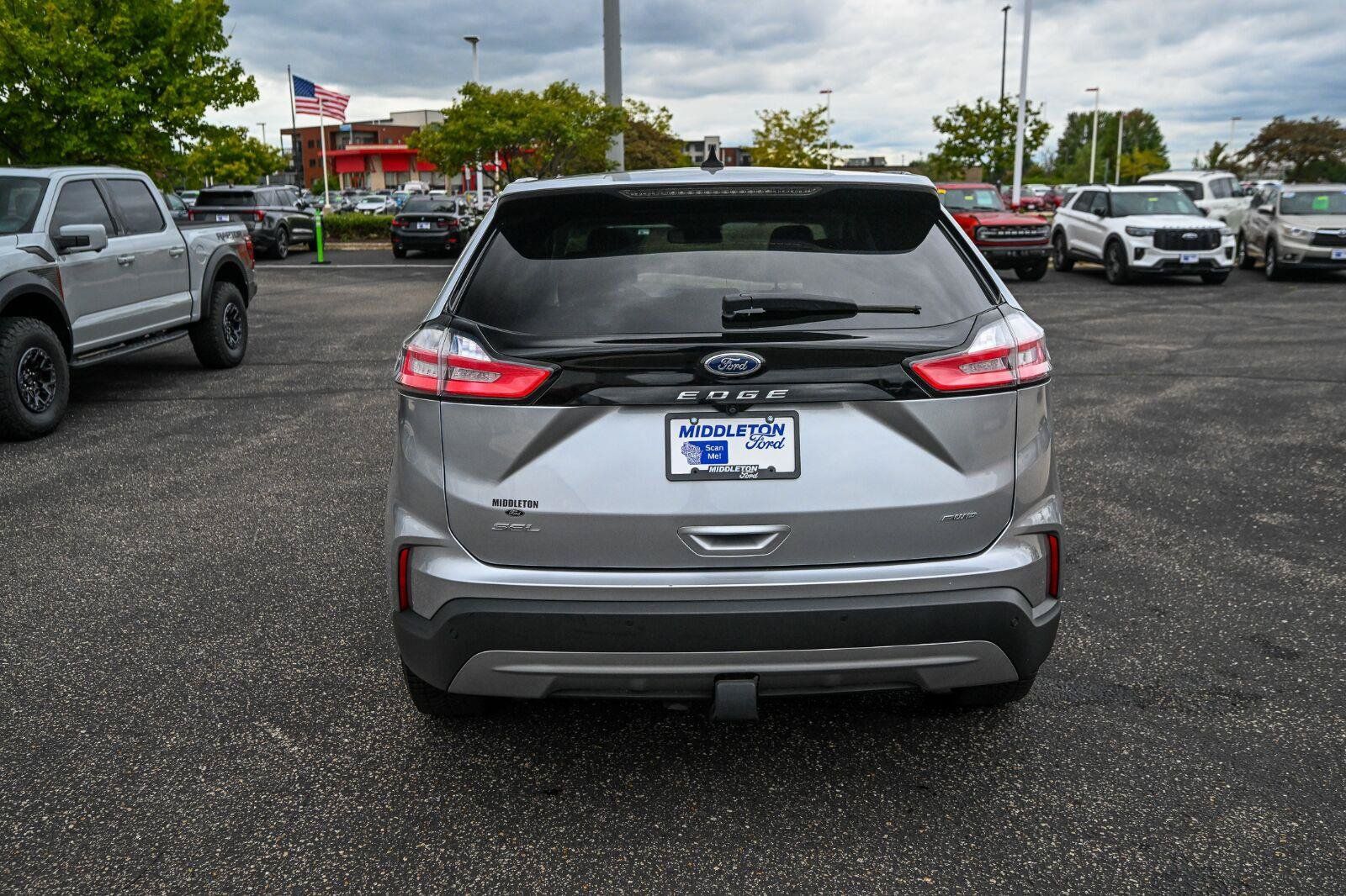 Used 2022 Ford Edge SEL w/ Convenience Package AWD/4WD image 6