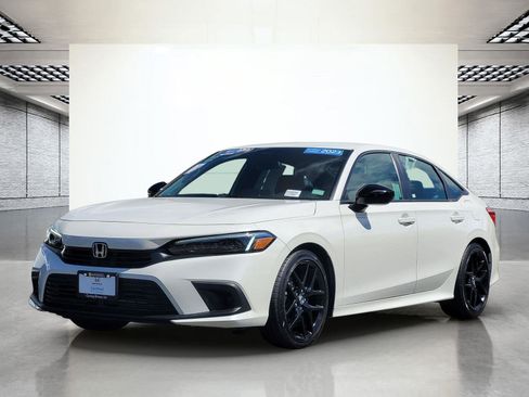 Used 2023 Honda Civic Sport image 10