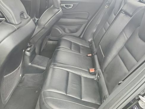 Used 2023 Volvo S60 T8 Plus AWD/4WD image 22
