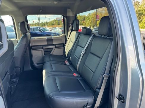 Used 2020 Ford F150 XLT image 11