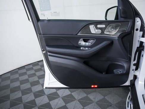 New 2026 Mercedes-Benz GLE 63 AMG S image 23