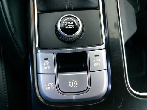 Certified 2022 Kia Telluride LX image 30