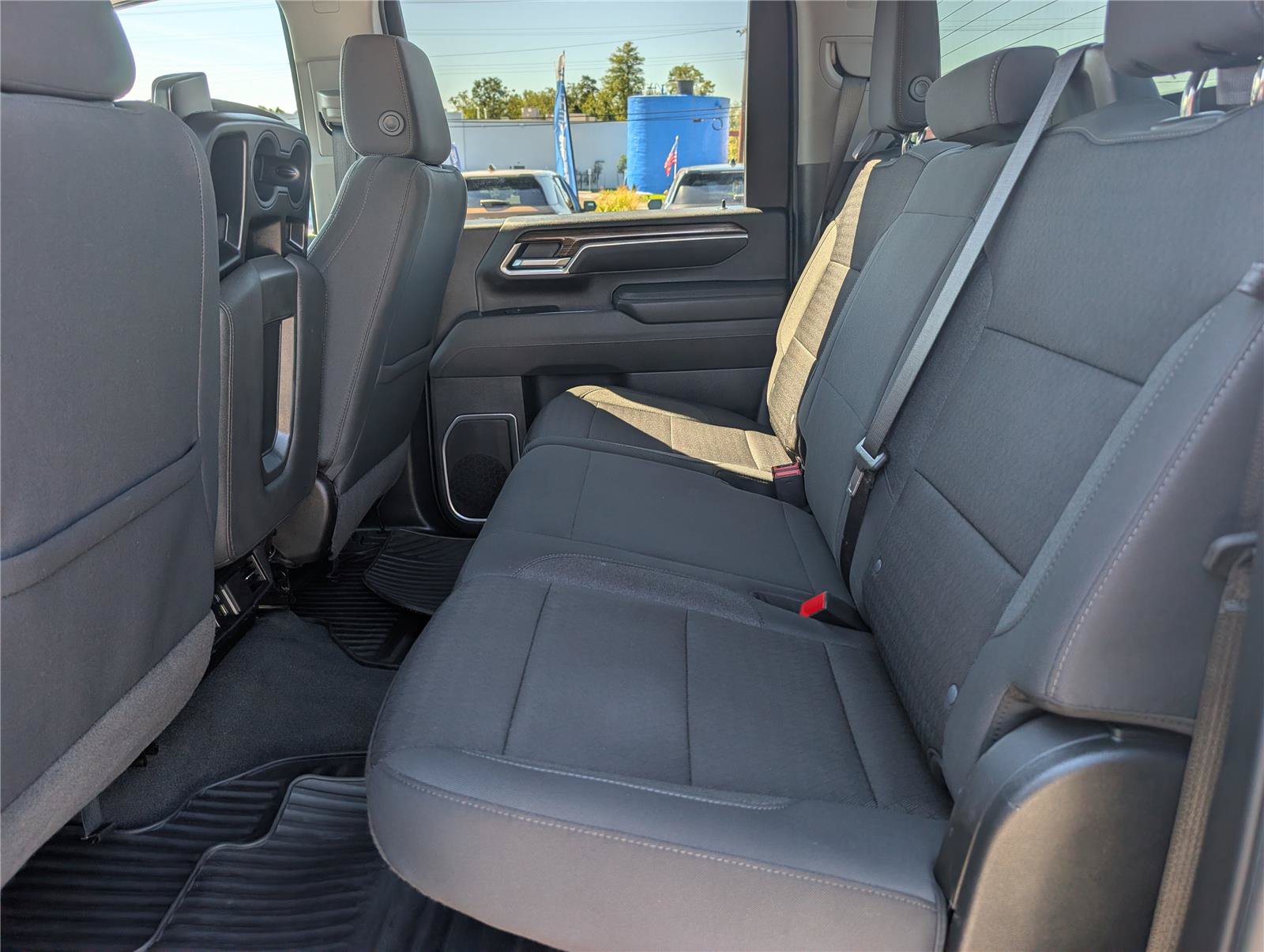 Used 2025 Chevrolet Silverado 2500 LT w/ Convenience Package AWD/4WD image 15
