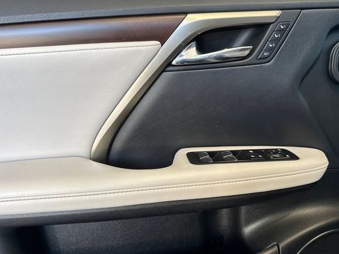 Used 2022 Lexus RX 350 FWD w/ Premium Package image 12