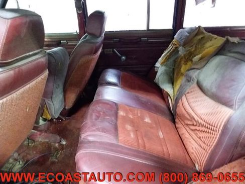 Used 1986 Jeep Grand Wagoneer image 14