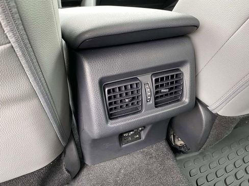 Used 2026 Toyota Camry SE FWD image 11