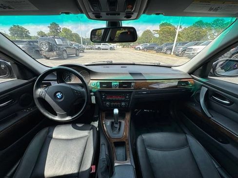Used 2011 BMW 328i xDrive Sedan AWD/4WD image 18