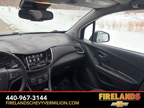 Certified 2022 Chevrolet Trax LS w/ Tint and Cruise Package image 42