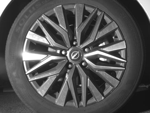 Used 2025 Nissan Altima 2.5 SV image 13