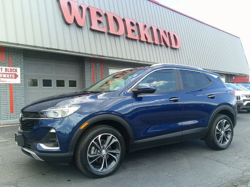 Used 2023 Buick Encore GX Select AWD/4WD image 2