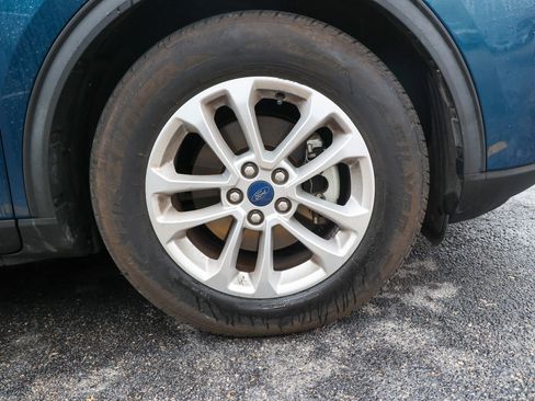 Used 2020 Ford Escape SE image 13