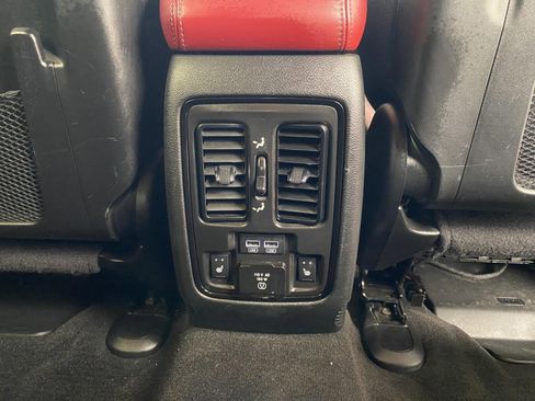 Used 2021 Dodge Durango R/T w/ Blacktop Package AWD/4WD image 14