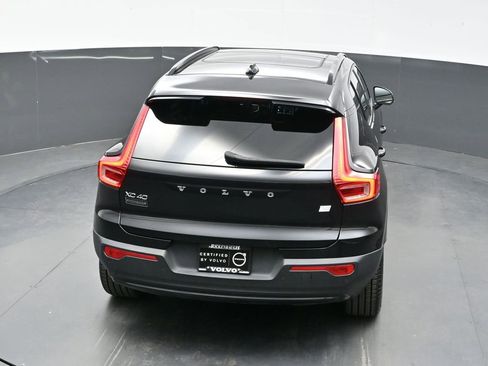Used 2024 Volvo XC40 Recharge Ultimate w/ Protection Package Premier image 35