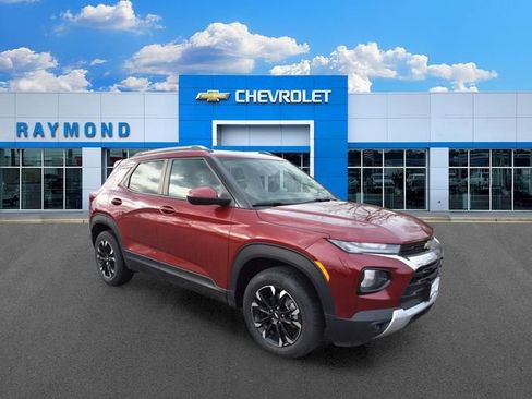 Used 2022 Chevrolet TrailBlazer LT AWD/4WD image 11