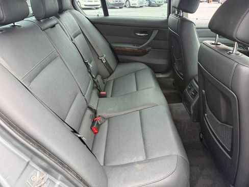 Used 2009 BMW 328i xDrive Sedan AWD/4WD image 29