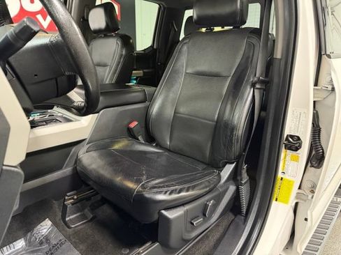 Used 2015 Ford F150 Lariat AWD/4WD image 19