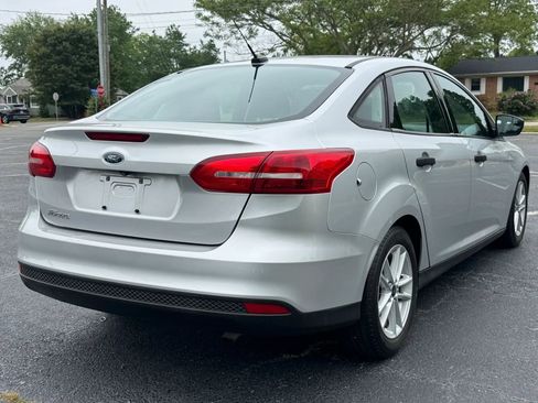 Used 2016 Ford Focus S FWD image 5