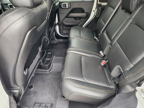 Used 2024 Jeep Wrangler Unlimited Rubicon 392 image 28