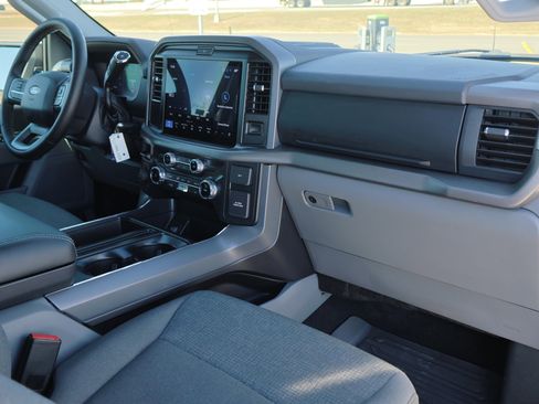 Certified 2025 Ford F150 XLT w/ Equipment Group 301A Standard image 41