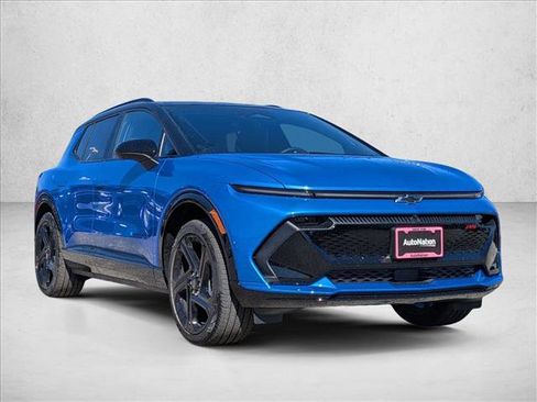 New 2026 Chevrolet Equinox EV RS image 3